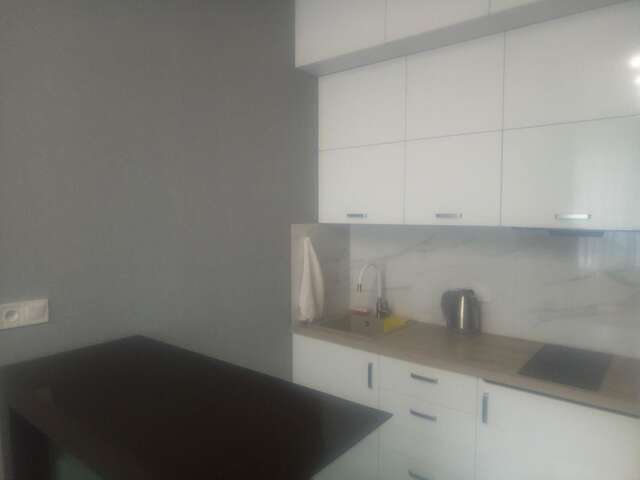 Апартаменты Апартаменты в 50 метрах от моря Одесса-13